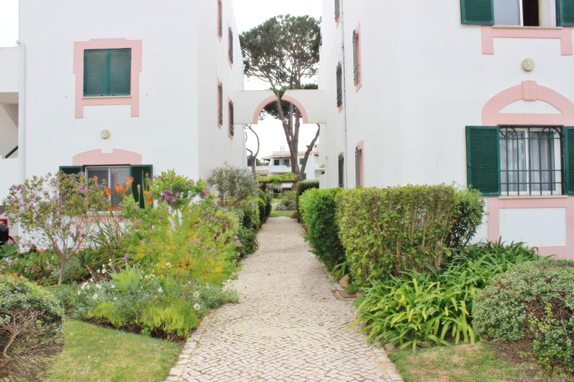 Golf Apartment - Solar Do Golfe Condominium ヴィラモウラ エクステリア 写真